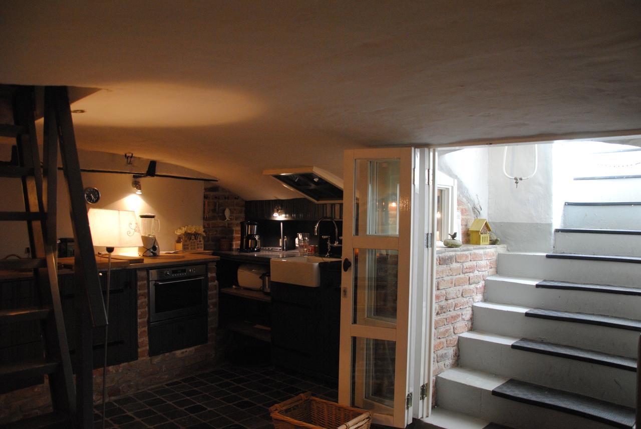 Bed & Breakfast Adrichem En Scherpenseel Middelburg Exterior photo